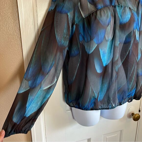 a.n.a patterned blouse   - Picture 4 of 9